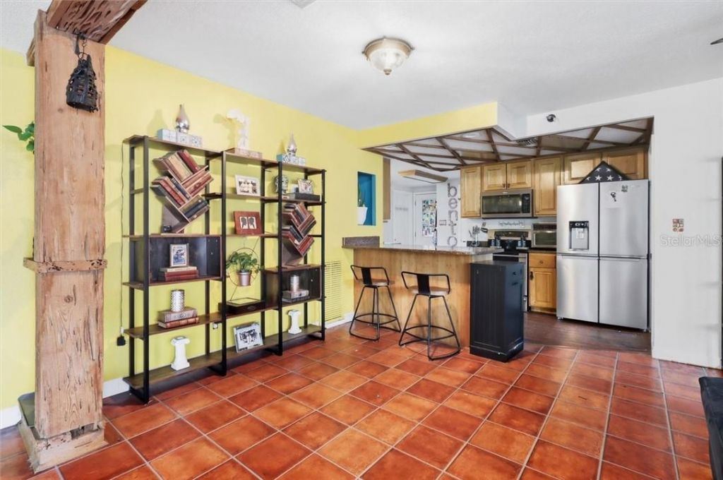 360 S Inglis Avenue, Inglis, FL 34449 Photo