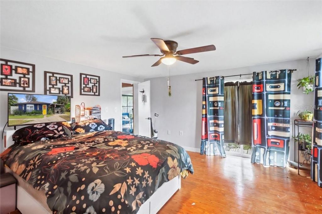 360 S Inglis Avenue, Inglis, FL 34449 Photo