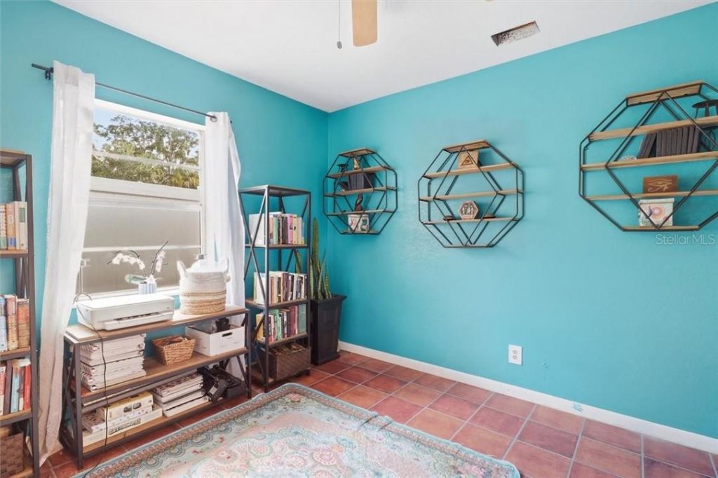360 S Inglis Avenue, Inglis, FL 34449 Photo