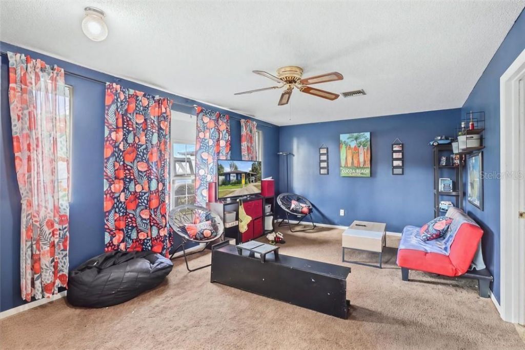 360 S Inglis Avenue, Inglis, FL 34449 Photo
