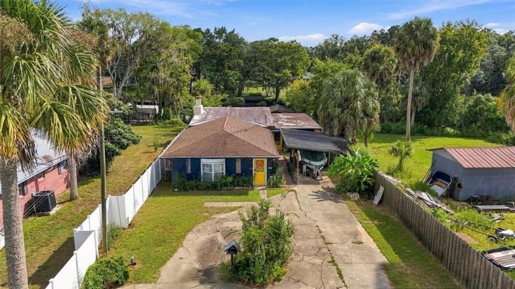 360 S Inglis Avenue, Inglis, FL 34449 Photo
