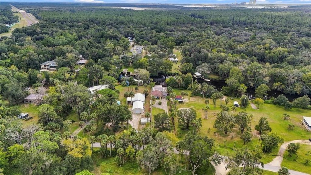 360 S Inglis Avenue, Inglis, FL 34449 Photo