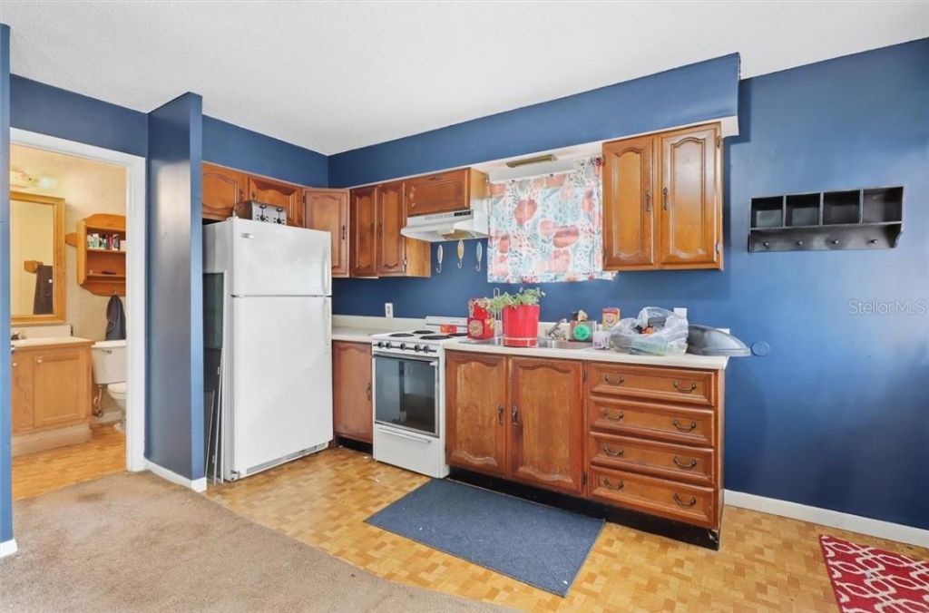 360 S Inglis Avenue, Inglis, FL 34449 Photo