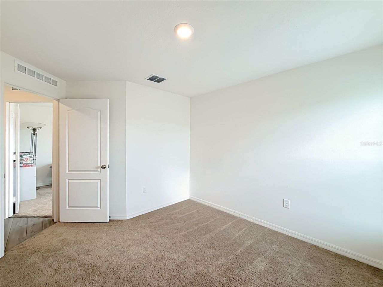 12951 Del Lago Drive , Astatula, FL 34705 Photo