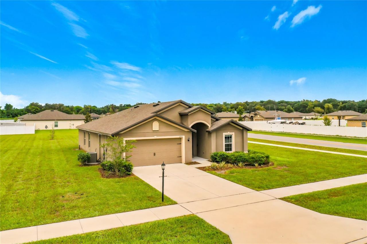 12951 Del Lago Drive , Astatula, FL 34705 Photo