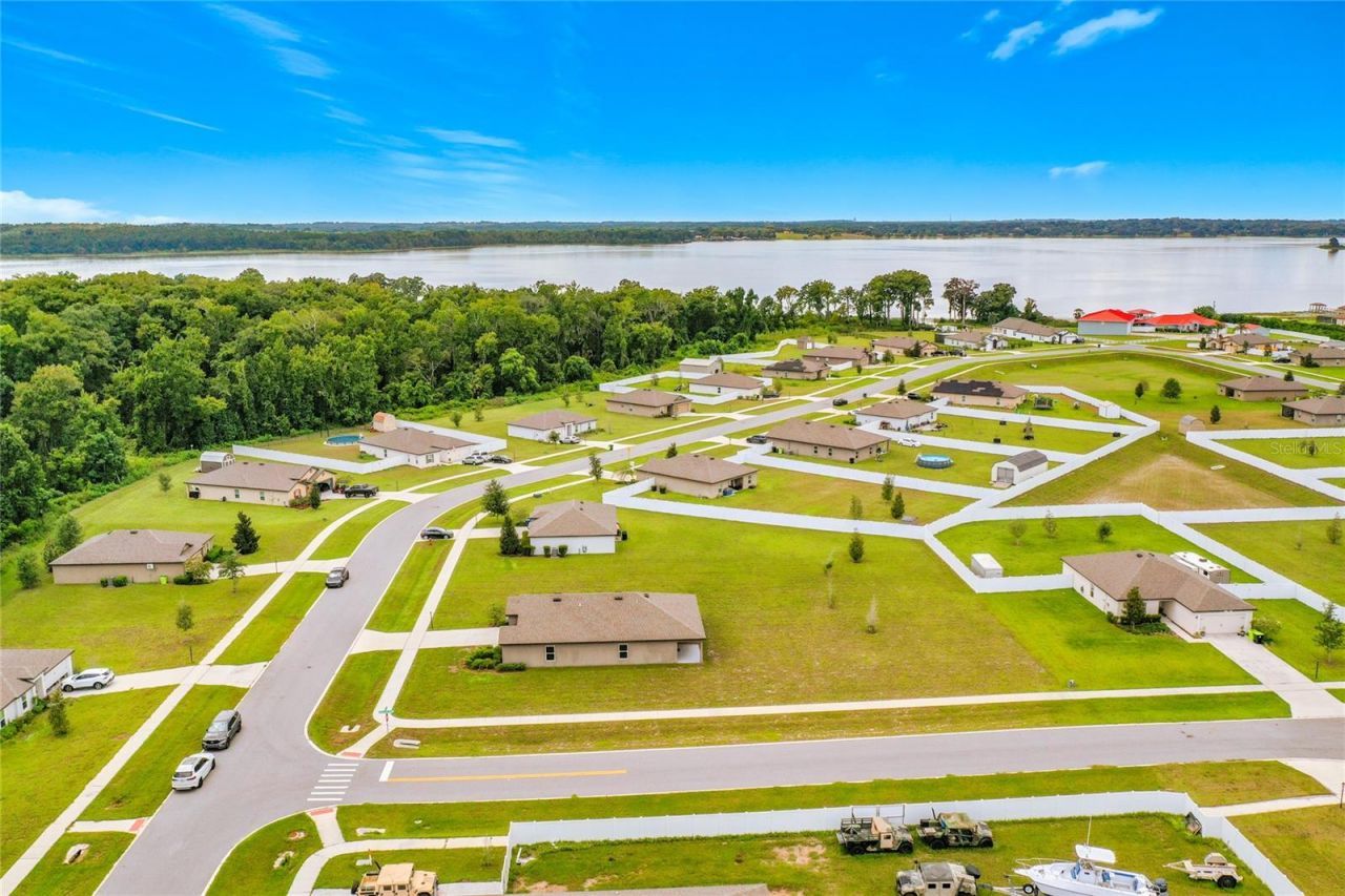 12951 Del Lago Drive , Astatula, FL 34705 Photo