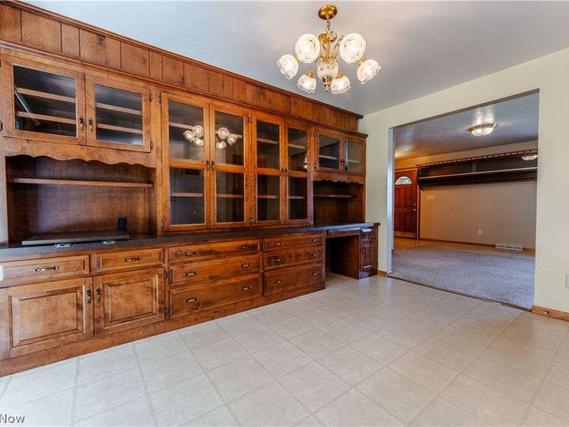 383 Bahler Street SW, Sugarcreek, OH 44681 Photo 10