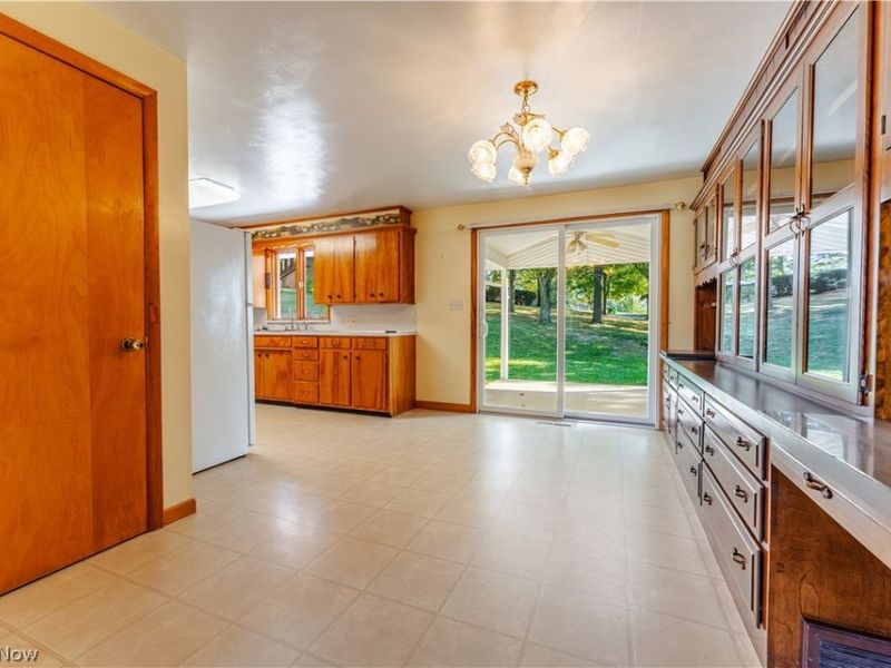 383 Bahler Street SW, Sugarcreek, OH 44681 Photo 11