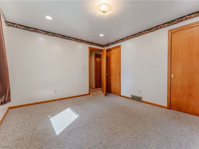 383 Bahler Street SW, Sugarcreek, OH 44681 Photo 20