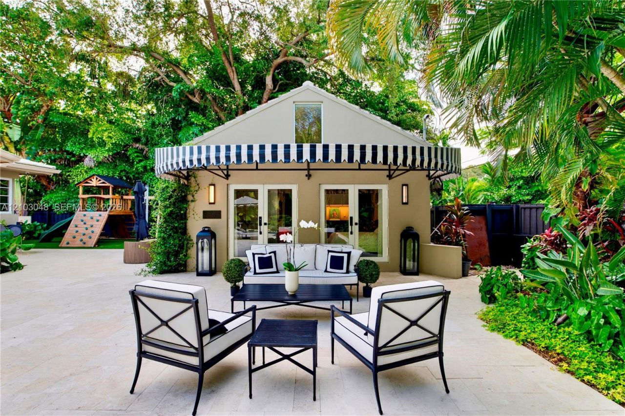 537 NE 96th St , Miami Shores, FL 33138 Photo