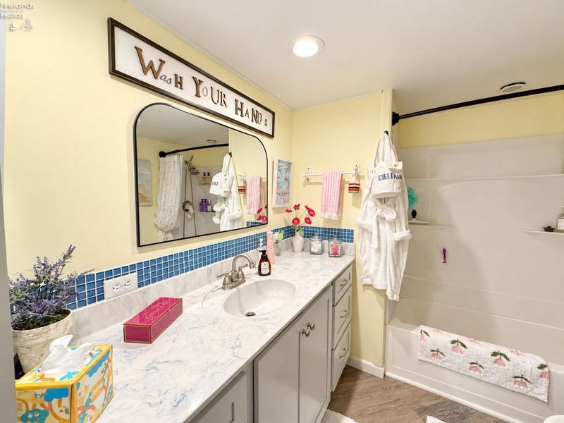 59 Rathbun Drive, Marblehead, OH 43440 Photo 10