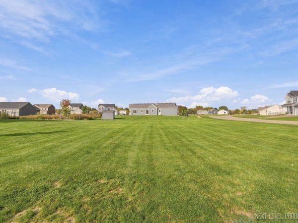 211 Christensen Street, Hinckley, IL 60520