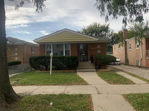 9132 S Emerald Avenue , Chicago, IL 60620