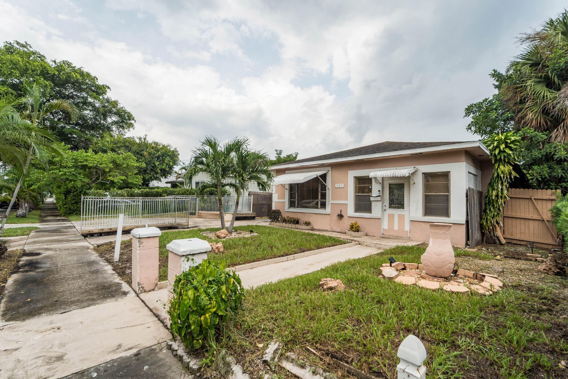 521 26th Street, West Palm Beach, FL 33407 Photo