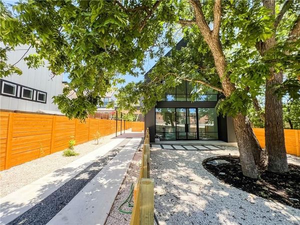 2604 Oaklawn Ave, Unit 2, Austin, TX 78722