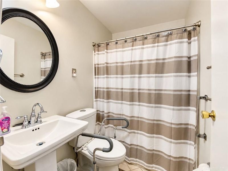 4429 Filbrun Lane, Trotwood, OH 45426 Photo 9