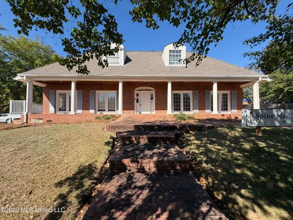 953 North Street, Jackson, MS 39202