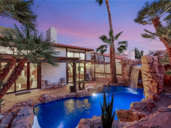 2100 Plaza Del Dios , Las Vegas, NV 89102