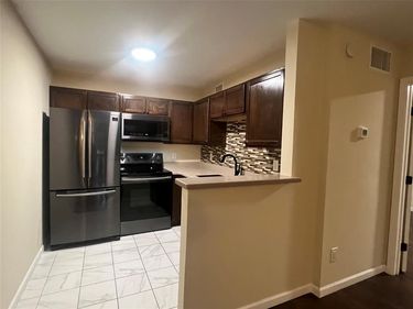 18333 Roehampton Drive, Unit 417, Dallas, TX 75252