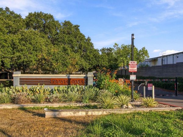 2215 Post RD, Unit 2055, Austin, TX 78704