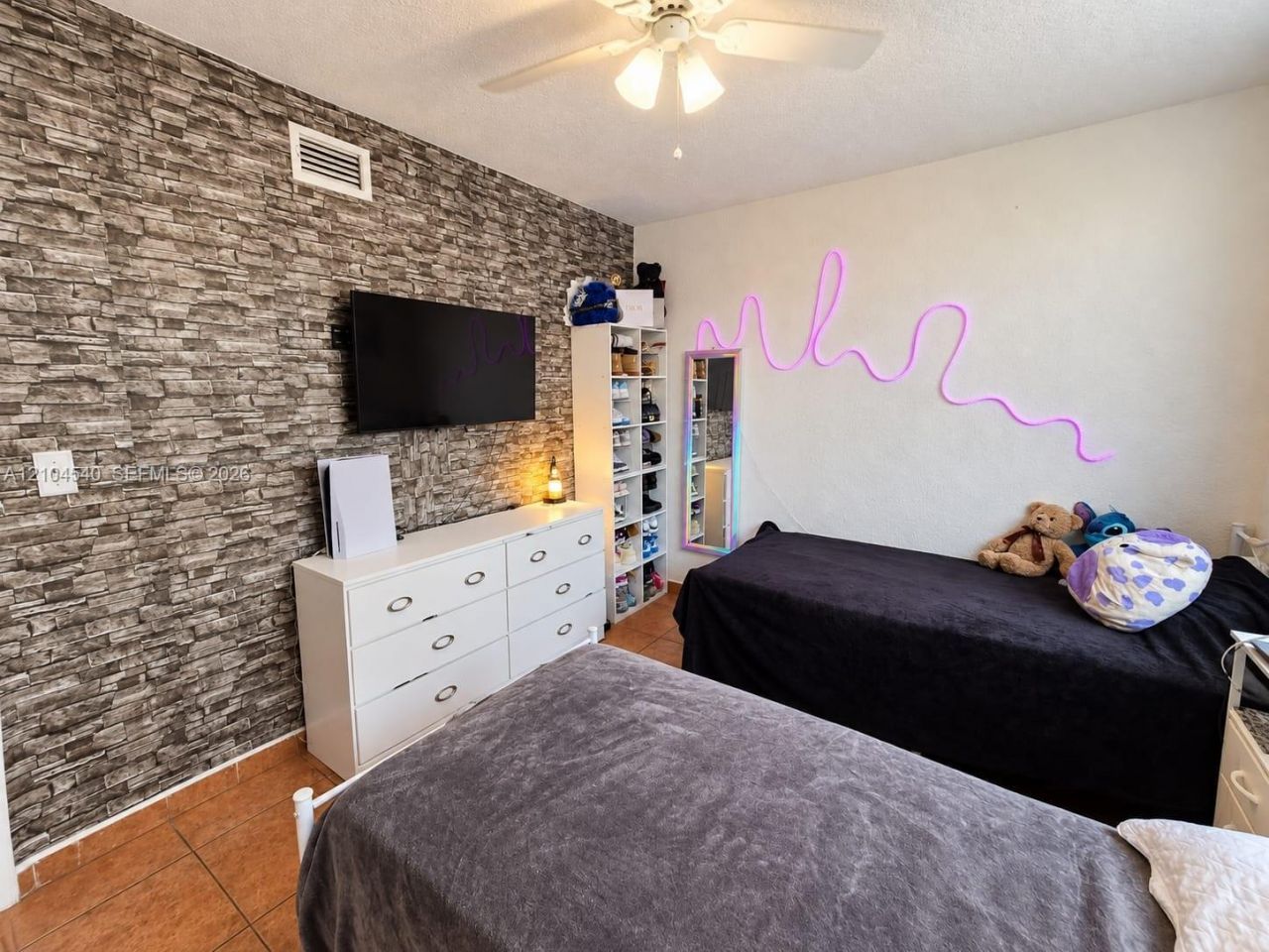 1064 W 42nd St, Unit 9, Hialeah, FL 33012 Photo