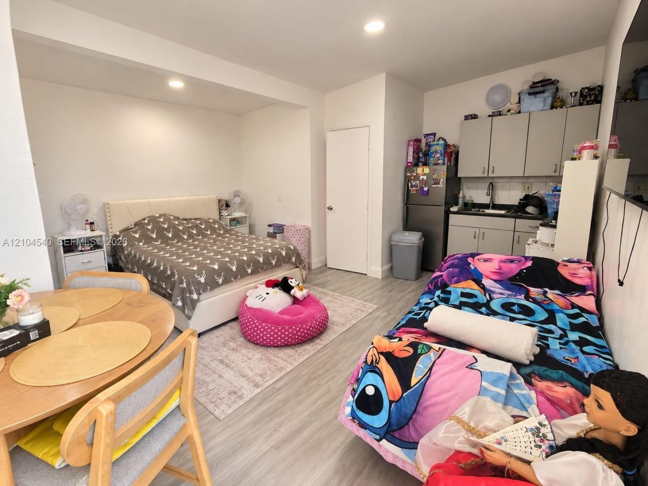 1064 W 42nd St, Unit 9, Hialeah, FL 33012 Photo