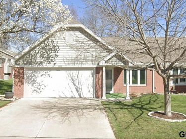 3204 Jamestown Lane, Lincoln, NE 68516