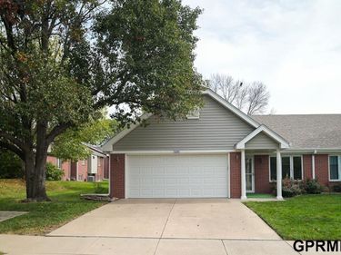 3204 Jamestown Lane, Lincoln, NE 68516