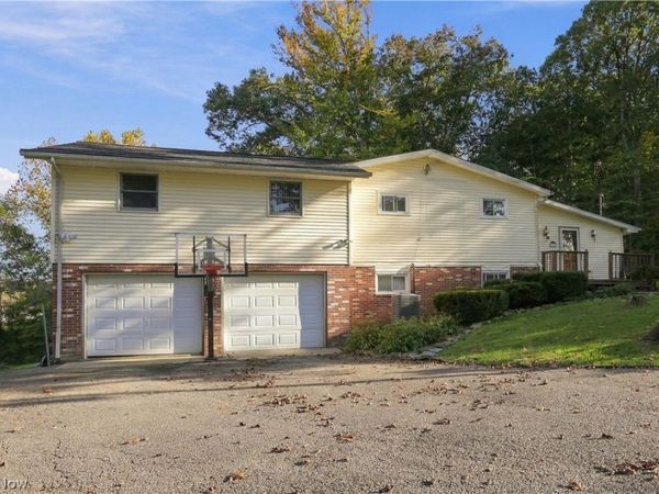 1300 Beech Drive, Zanesville, OH 43701