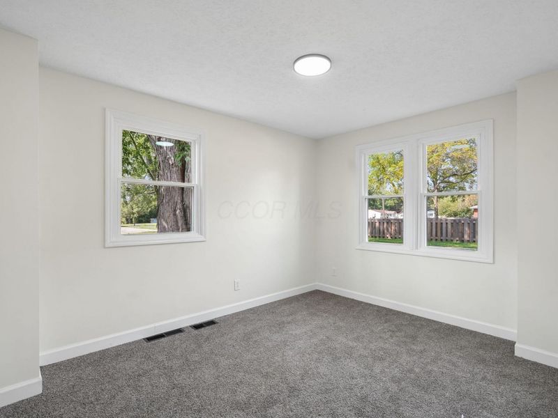 110 Maryland Avenue, London, OH 43140 Photo 10