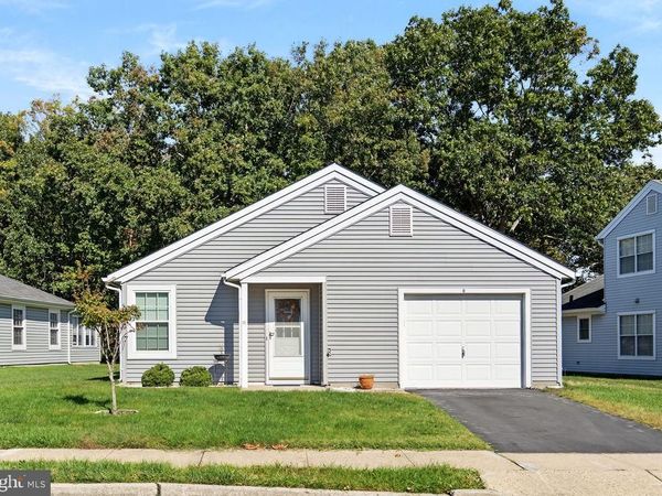 8 SEQUOIA COURT, BARNEGAT, NJ 08005