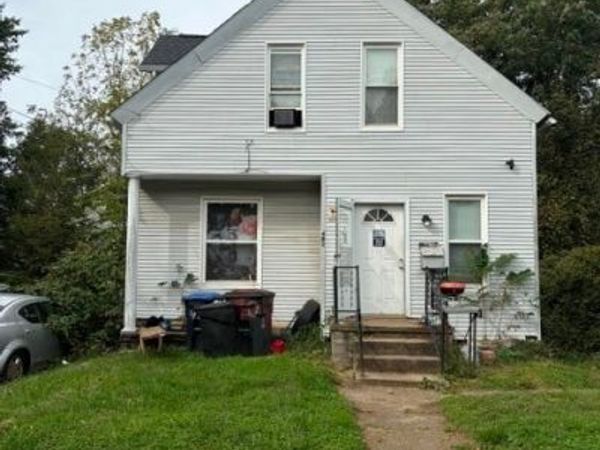 490 Rentschler Street , Akron, OH 44304