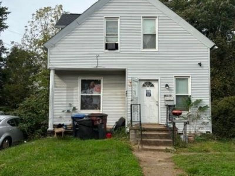 490 Rentschler Street, Akron, OH 44304 Photo 1