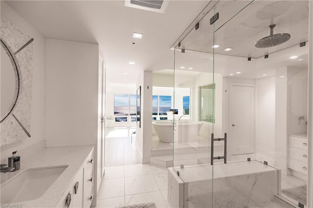 13915 Old Coast Rd , Unit PH01, Naples, FL 34110 Photo