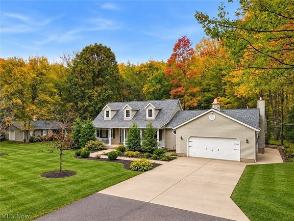 10900 Stafford Road, Chagrin Falls, OH 44023