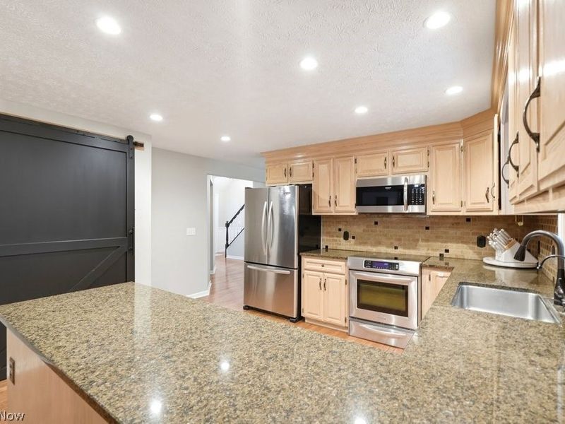 10900 Stafford Road, Chagrin Falls, OH 44023 Photo 16