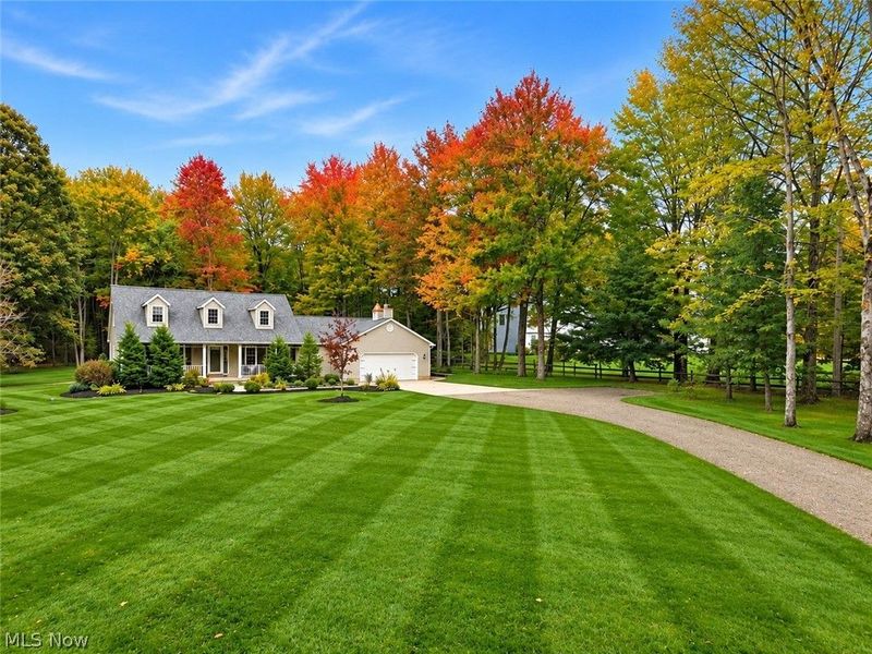 10900 Stafford Road, Chagrin Falls, OH 44023 Photo 3