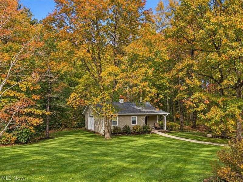 10900 Stafford Road, Chagrin Falls, OH 44023 Photo 4