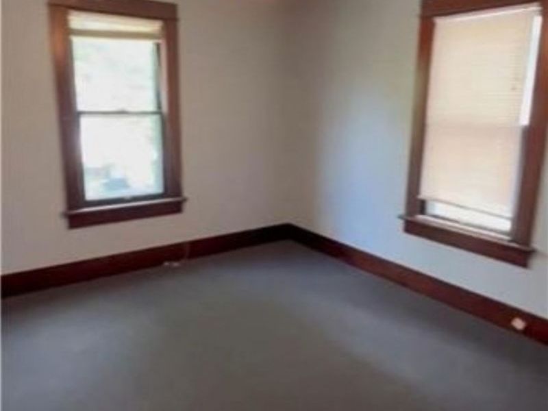 509 Rentschler Street, Akron, OH 44304 Photo 9
