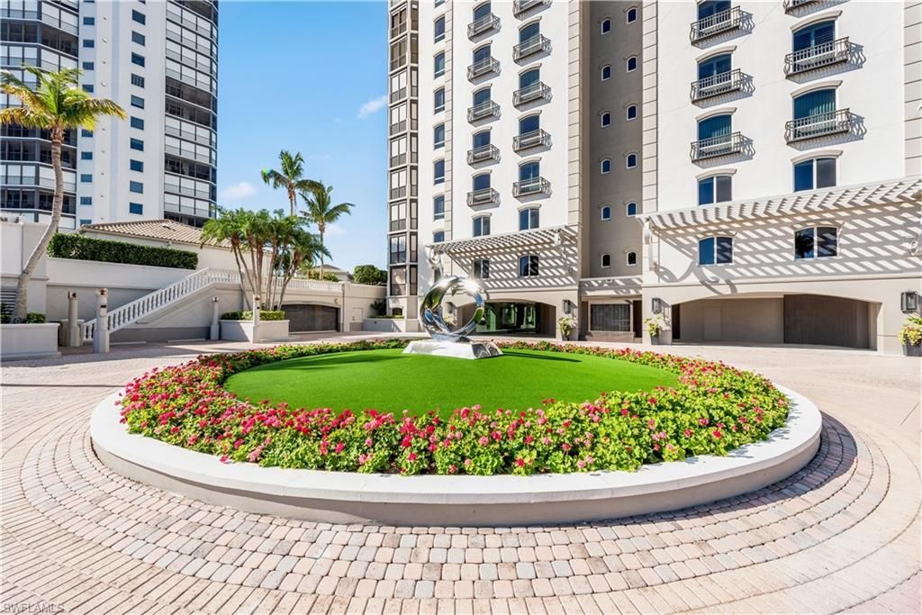 8477 Bay Colony Dr , Unit PH17, Naples, FL 34108 Photo