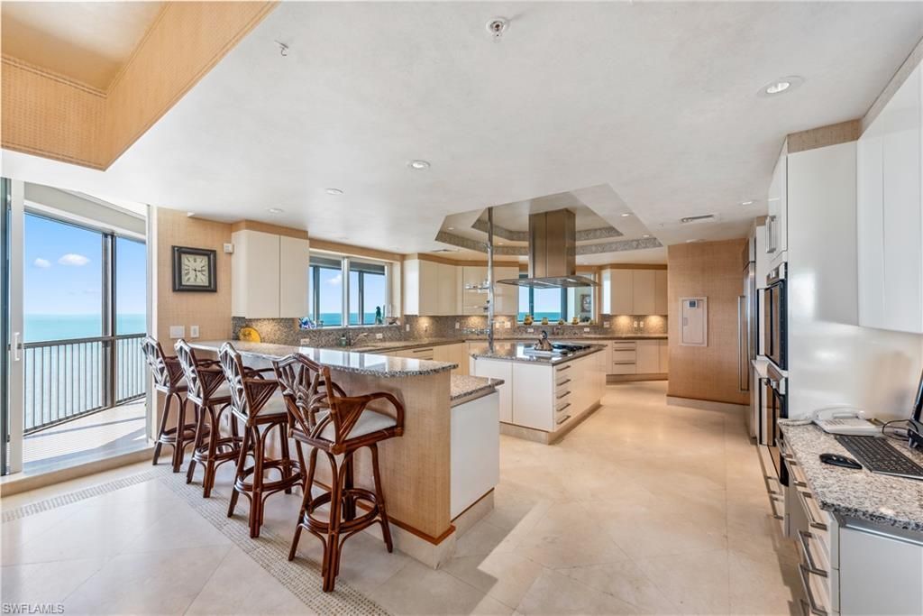 8477 Bay Colony Dr , Unit PH17, Naples, FL 34108 Photo