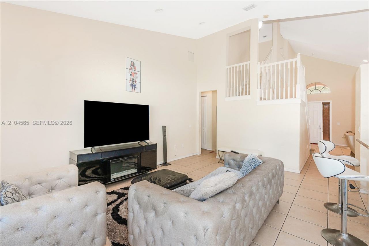 15203 SW 52nd St , Miramar, FL 33027 Photo