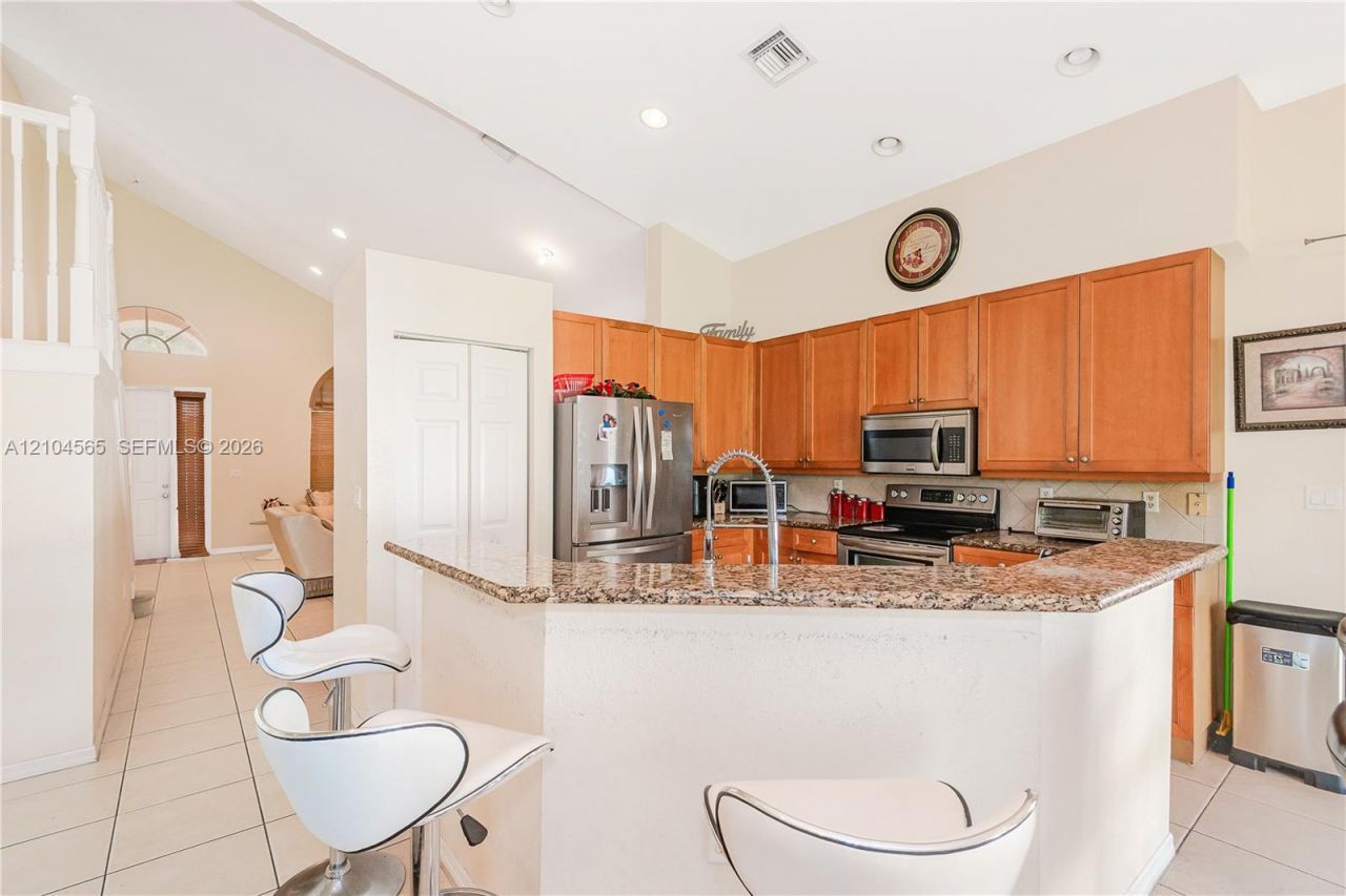 15203 SW 52nd St , Miramar, FL 33027 Photo