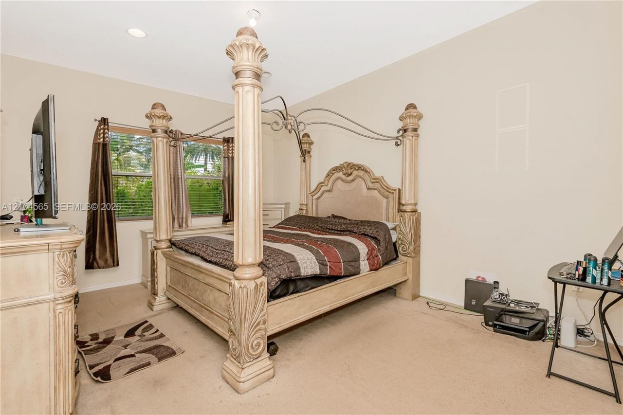 15203 SW 52nd St , Miramar, FL 33027 Photo