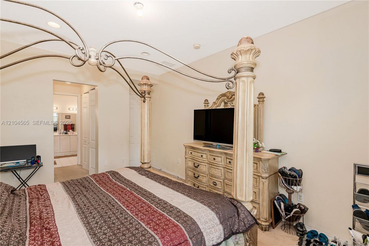 15203 SW 52nd St , Miramar, FL 33027 Photo