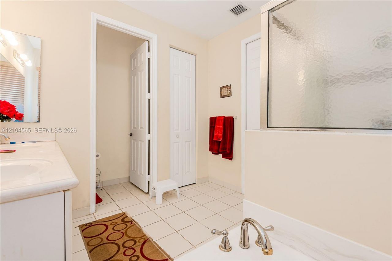 15203 SW 52nd St , Miramar, FL 33027 Photo