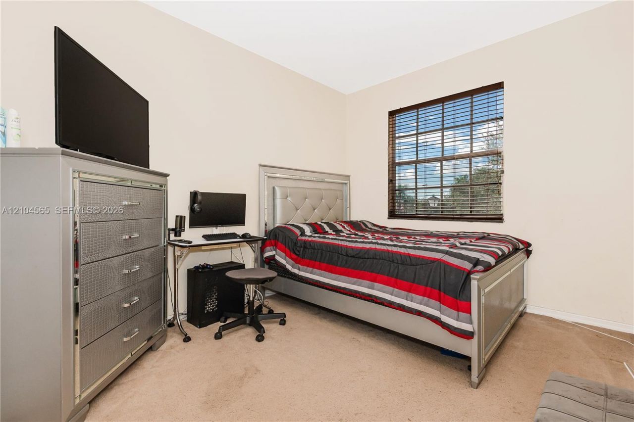 15203 SW 52nd St , Miramar, FL 33027 Photo