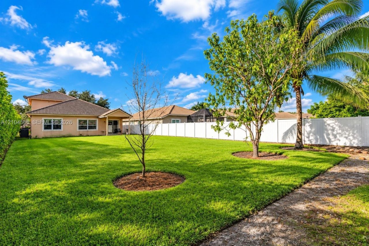 15203 SW 52nd St , Miramar, FL 33027 Photo