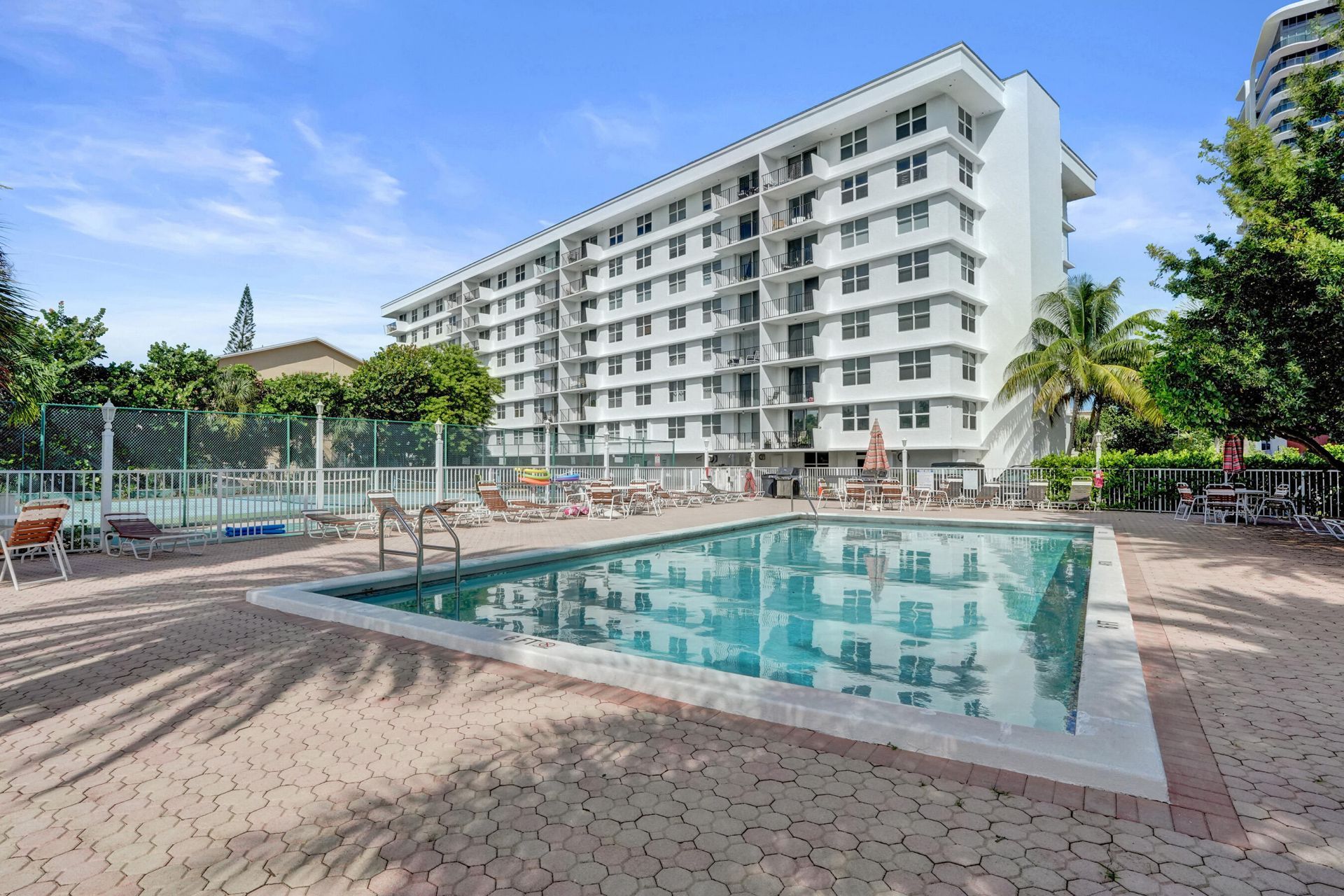 1009 N Ocean Boulevard, Unit 507, Pompano Beach, FL 33062 Photo