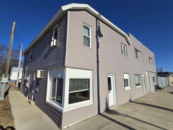 502 Main Street, Unit 502, LaPorte City, IA 50651